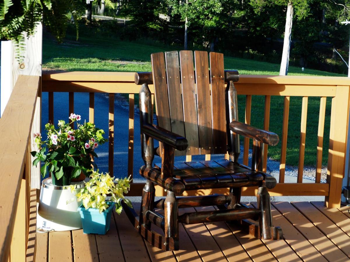 Bedford Landings Bed & Breakfast Moneta Buitenkant foto