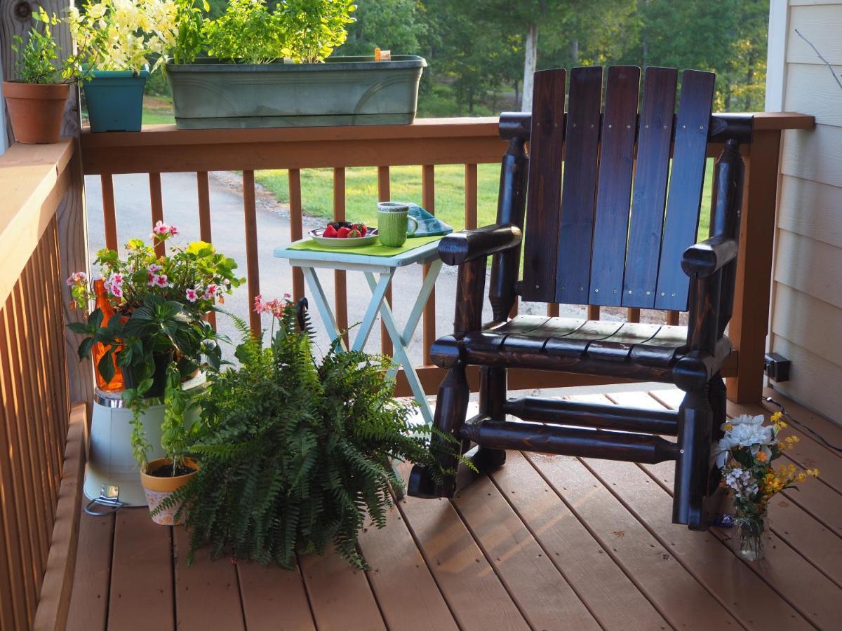 Bedford Landings Bed & Breakfast Moneta Buitenkant foto
